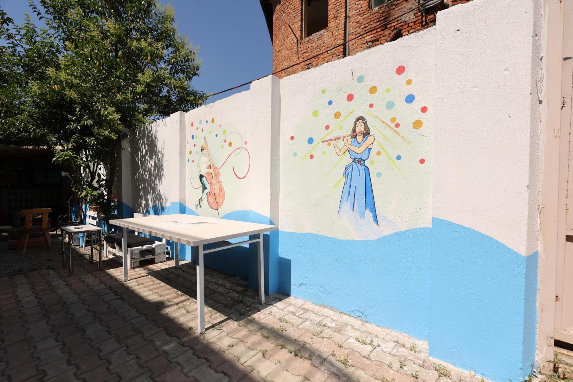 Hostel Osho Тирана Экстерьер фото