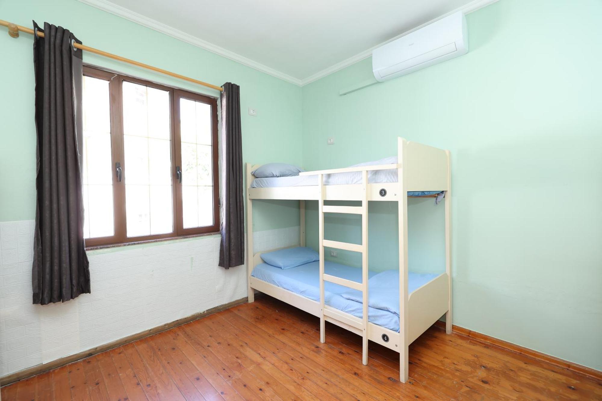 Hostel Osho Тирана Экстерьер фото