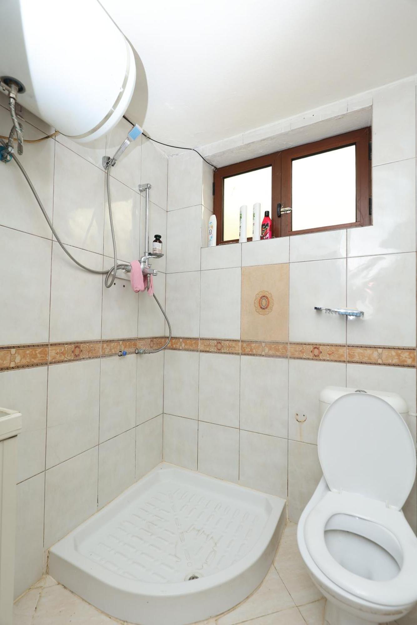 Hostel Osho Тирана Экстерьер фото